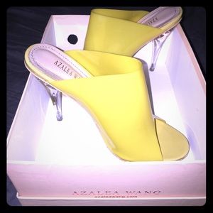 Neon yellow open toe heel